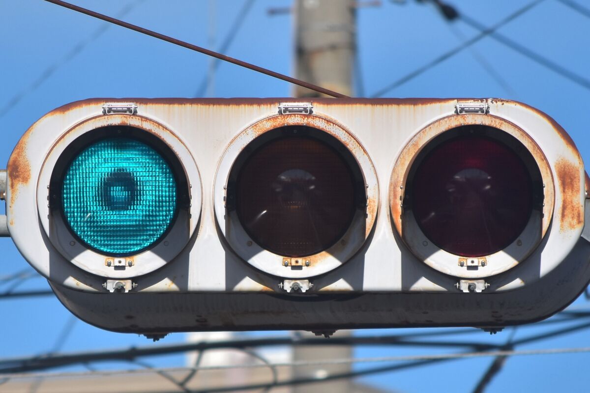 信号機 内庇 - 信号機Wiki