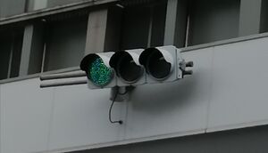 歩道橋に設置された灯器.jpg